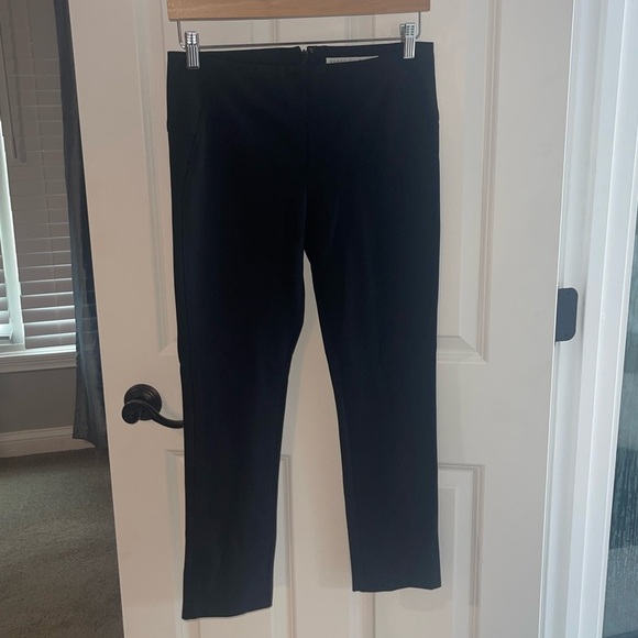 VERONICA BEARD Scuba Slim-Fit Pant Black High-Rise Cropped Pant {$295} Black 6 - Picture 5 of 12